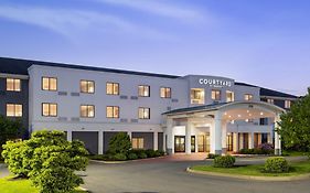 Courtyard By Marriott Kingston